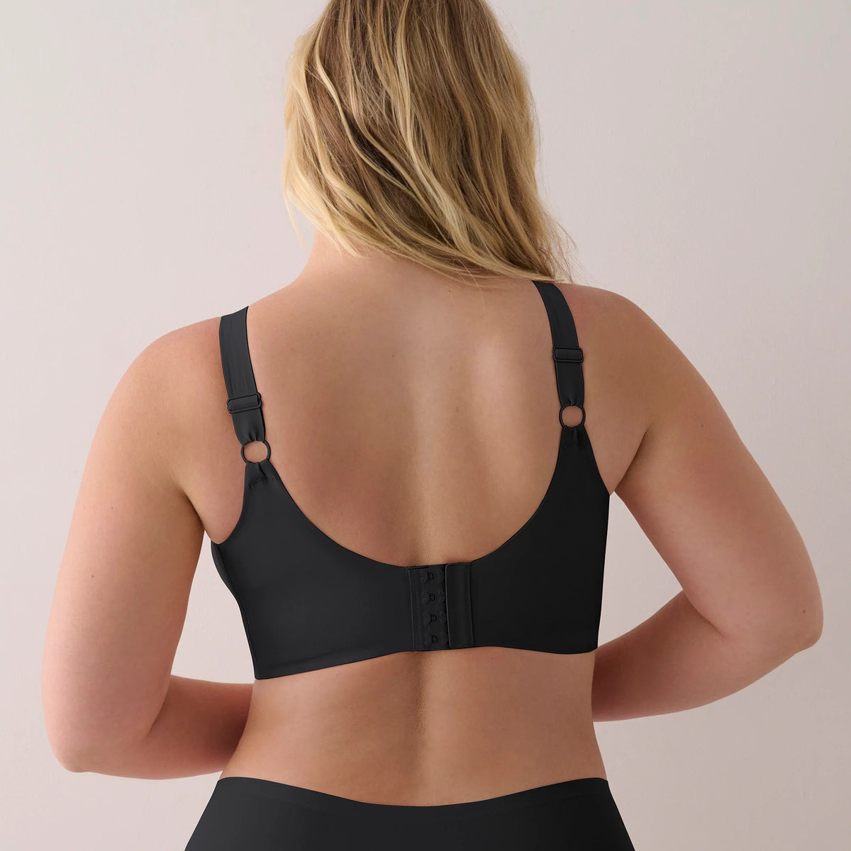 Evelyn and Bobbie "Busty" Black Bra
