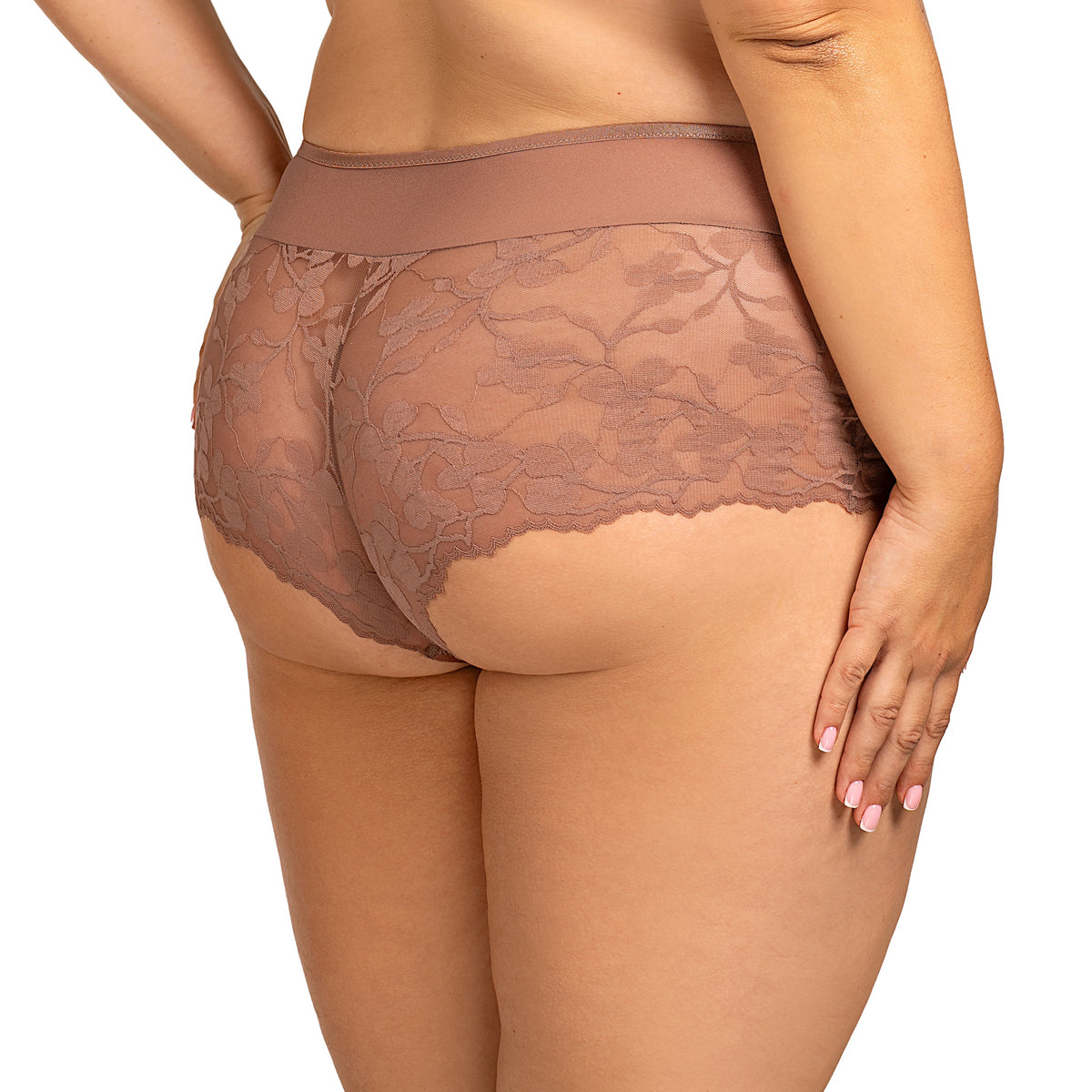 Nessa “Ana” Beige Short